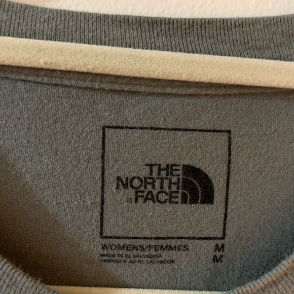 North Face grey long sleeve tee shirt size medium - Picture 4 of 7